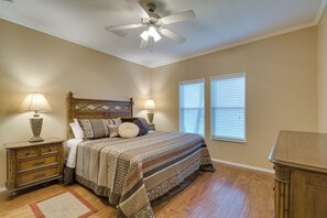 4 bedrooms, WiFi, bed sheets