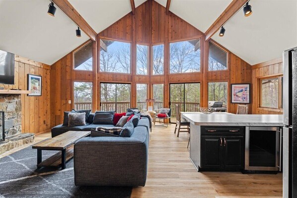 Télévision, cheminée