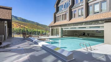 Indoor pool, outdoor pool