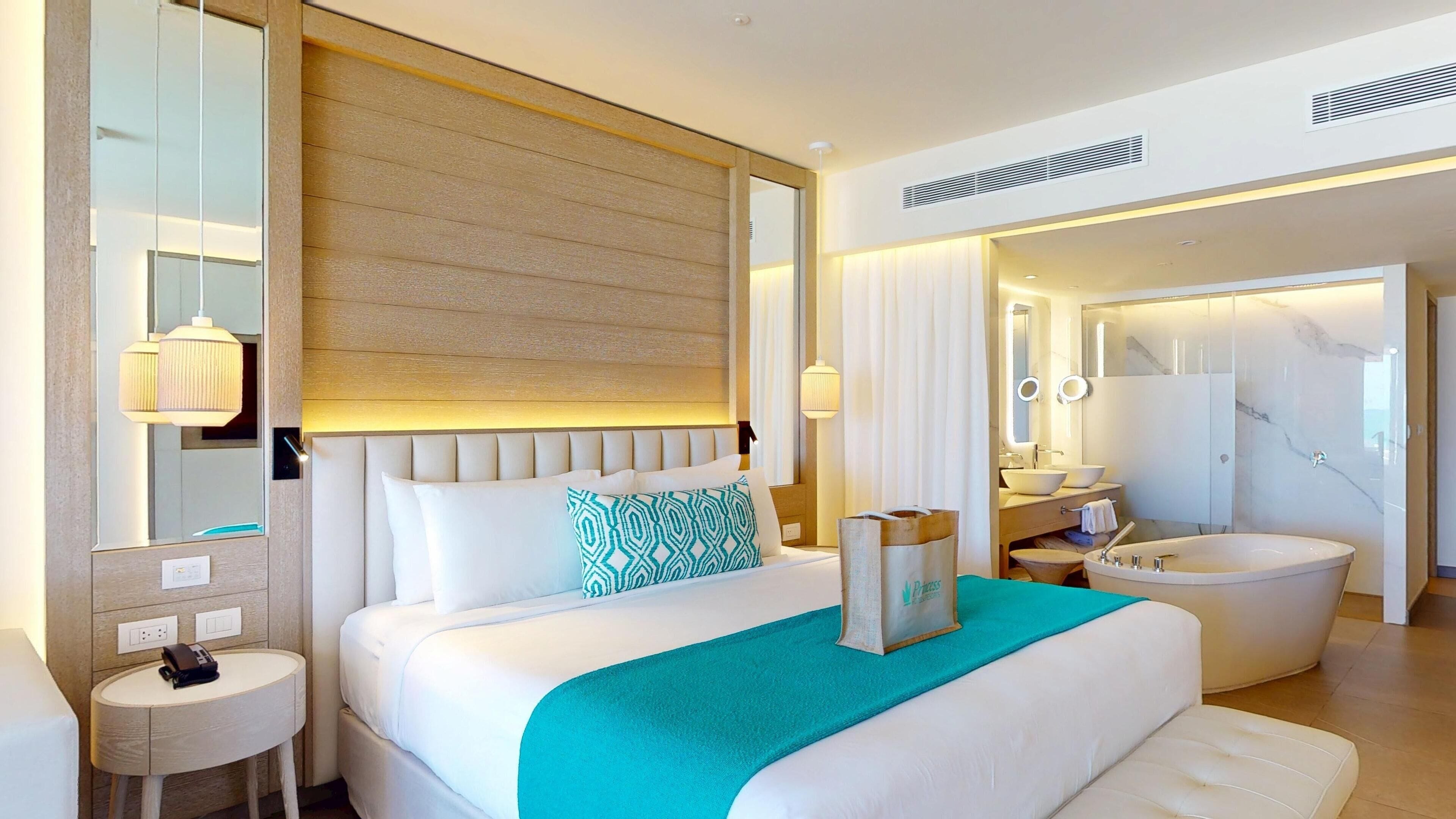 Swim Out Platinum Junior Suite | Coffres-forts dans les chambres, fer et planche à repasser