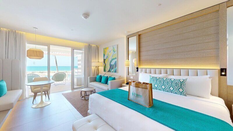 Swim Out Platinum Junior Suite | Coffres-forts dans les chambres, fer et planche à repasser