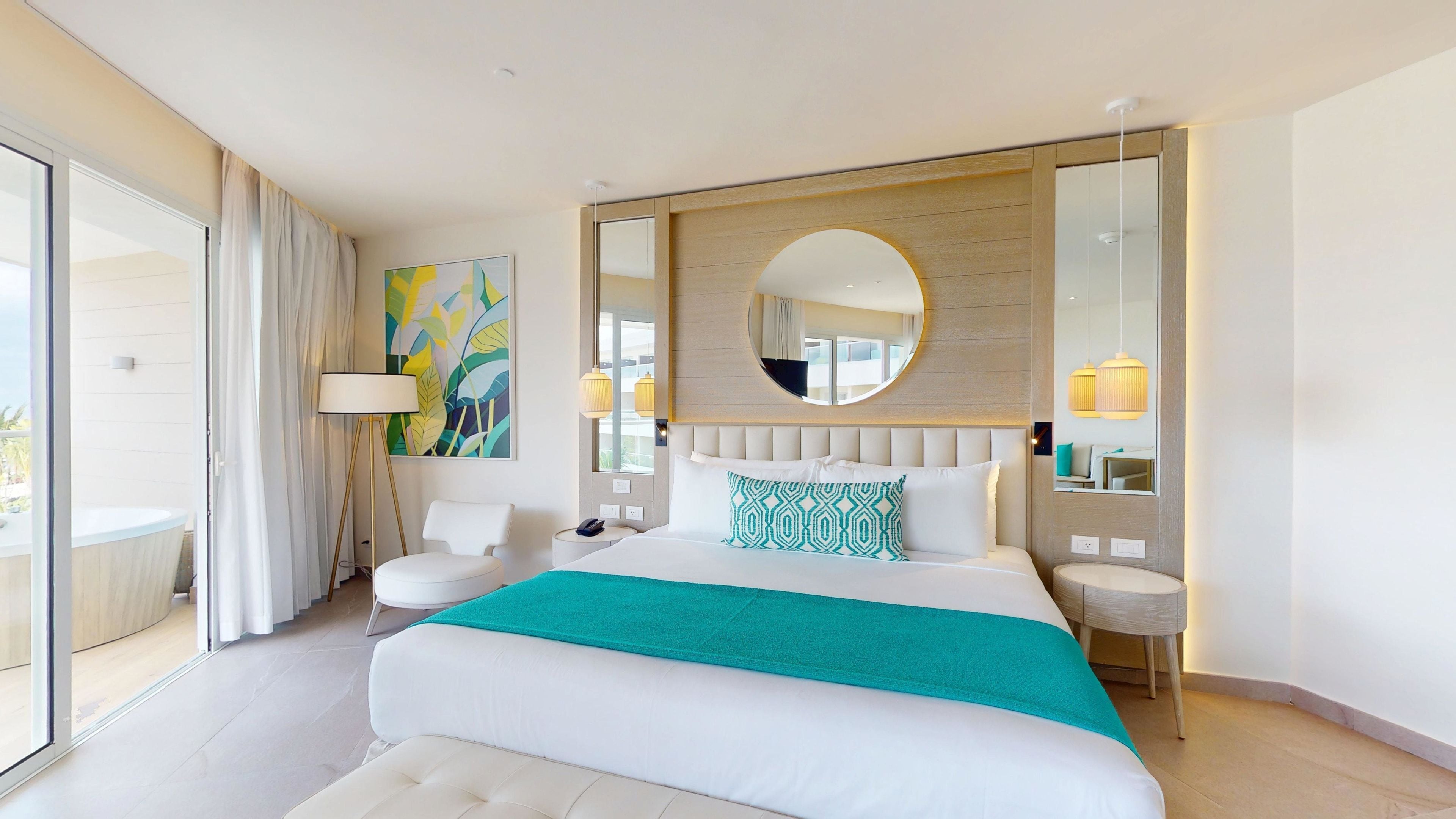 Princess Luxury Junior Suite with Hydromassage | Pengeskab på værelset, strygejern/strygebræt, gratis Wi-Fi, sengetøj