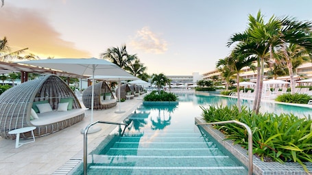 4 outdoor pools, cabanas (surcharge), sun loungers