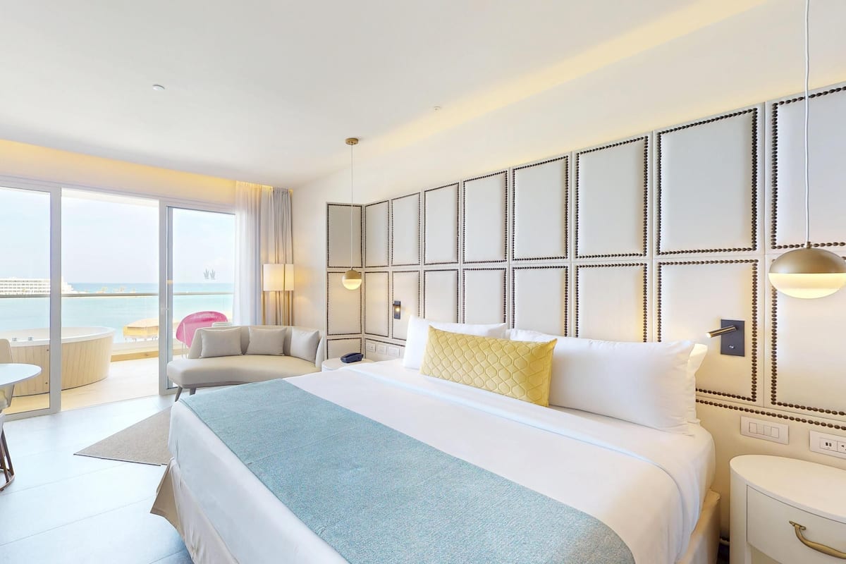 1 habitación, minibar y caja de seguridad en la habitación