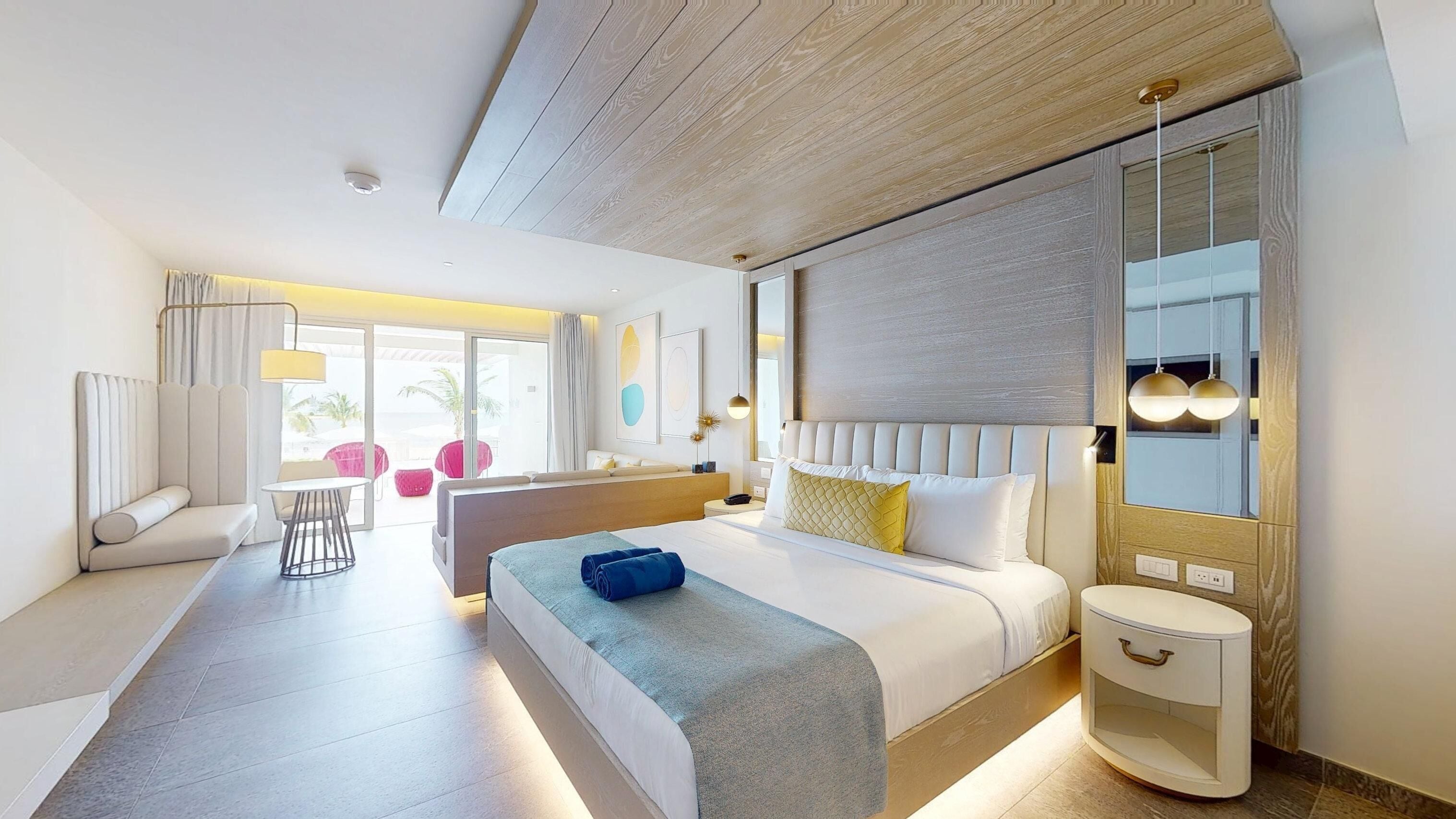 华丽客房 | 迷你吧、客房内保险箱、熨斗/熨衣板、免费 WiFi