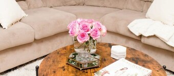 Cozy 2 Bedroom Home W/Hotub