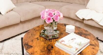 Cozy 2 Bedroom Home W/Hotub