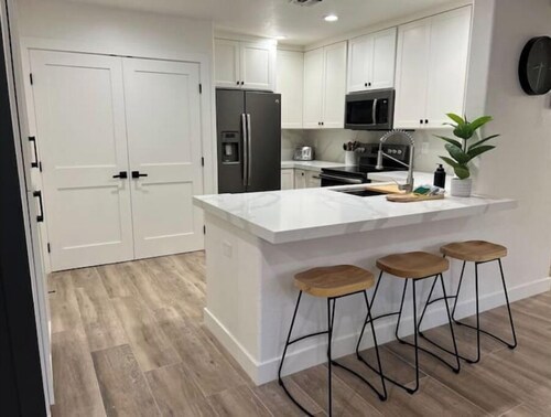 Best in Fountain Hills- HENDVR3