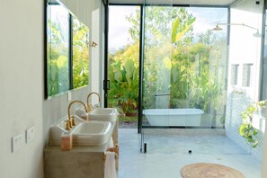 Chalet | Bathroom