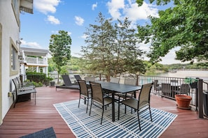 Outdoor dining - Great Fishing, Firepit/Fireplace, Dog Friendly, Private Dock-New Furnishings, Quiet side (Sunrise Beach)