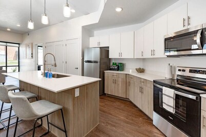 Apartment 2103 · Luxury style 2 bed 2 bath apartment