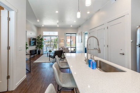 Interior. Apartment 2103 · Luxury style 2 bed 2 bath apartment