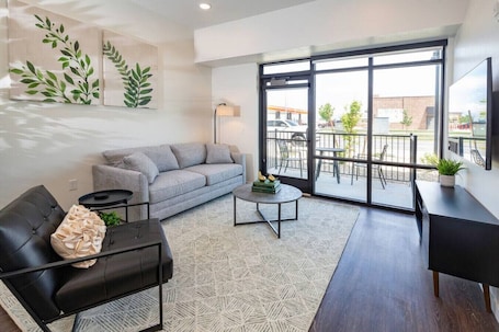 TV, fireplace. Apartment 2107 · Luxury style 1 bed 1 bath apartment