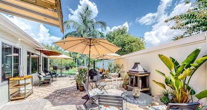 The Gardenia House | Home in The Villages with large yard & pool access