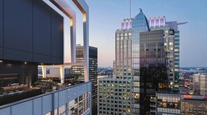 Property grounds - Luxury brand new delivered condo in downtown Montreal (Montréal)