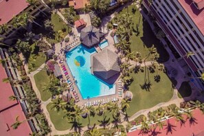 A heated pool - Casa Rey at Marina Sol 2BR Condo Great Location (Cabo San Lucas)