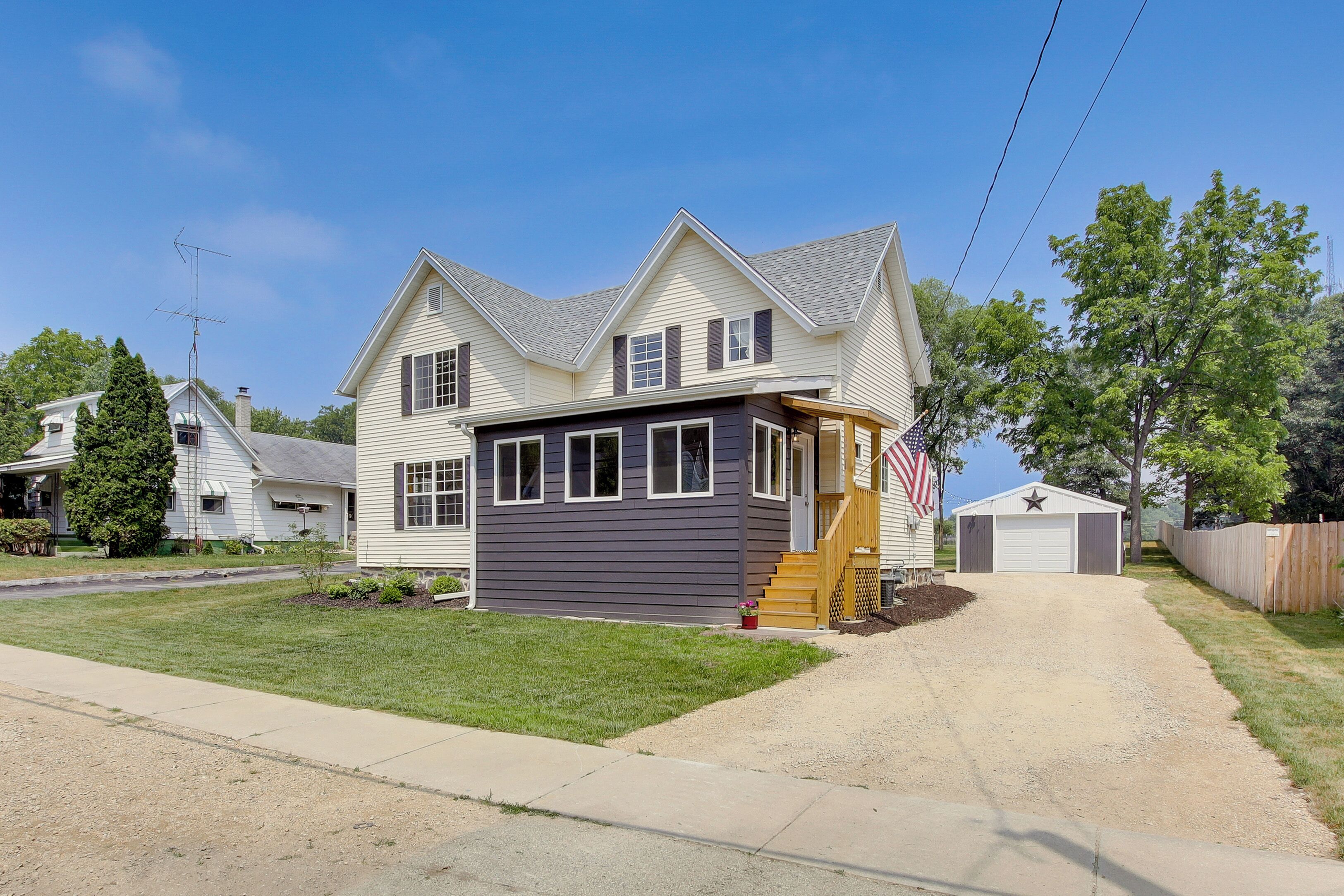 Pet-Friendly Montello Home w/ Fire Pit!