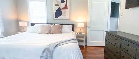 3 多间卧室、办公桌、熨斗/熨衣板、免费 WiFi