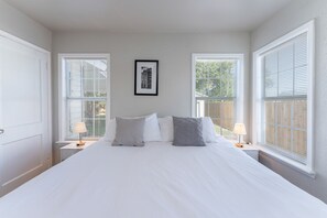 3 chambres, bureau, fer et planche à repasser, Wi-Fi gratuit