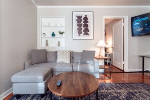 Smart TV, offices - Central 3BR Comfortable Family-Friendly Extd Stay (Corpus Christi)