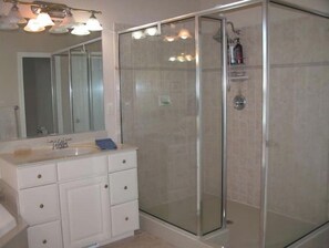 Bathroom - Ocean  Fun (Selbyville)