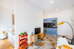 TV