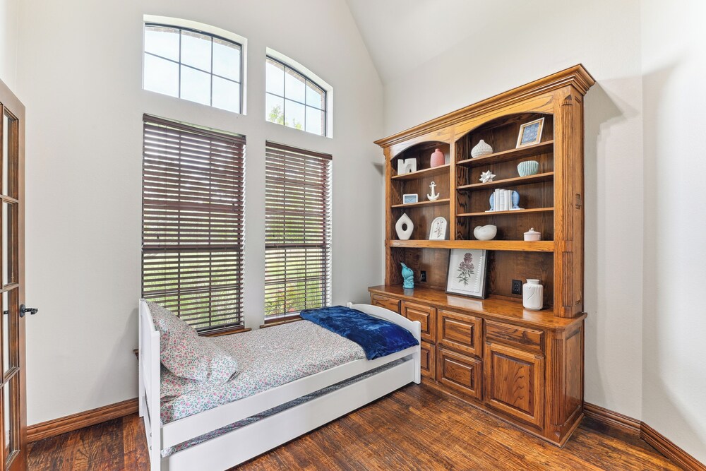 Spacious Celina Vacation Rental with Private Pool! Collin County Vrbo