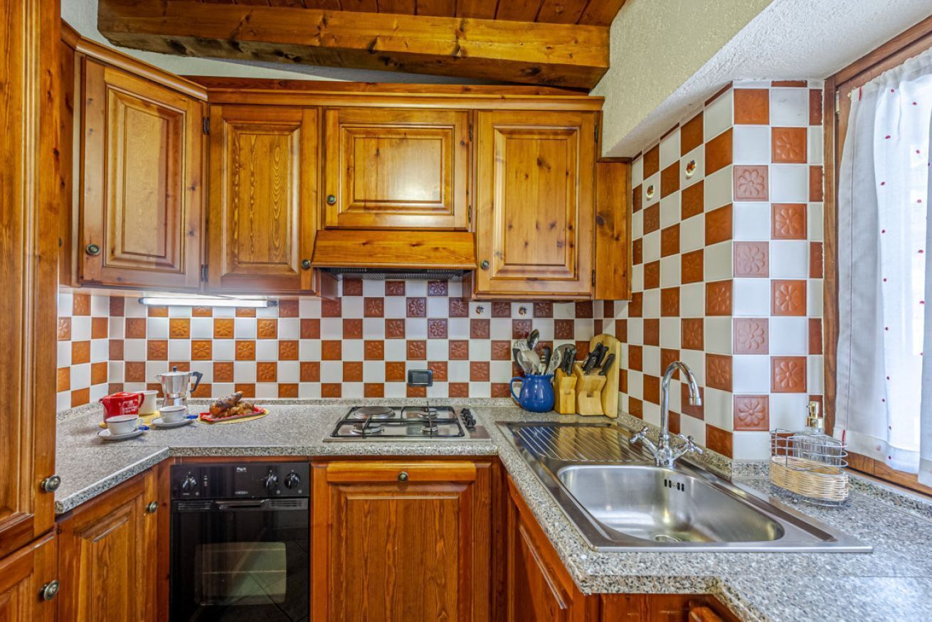 Réfrigérateur, four, plaque de cuisson, lave-vaisselle