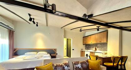 The Nar Suit & Apart