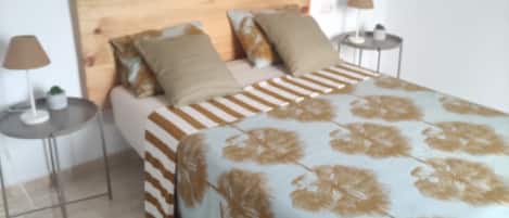 2 Schlafzimmer, Bügeleisen/Bügelbrett, Reisekinderbett, kostenloses WLAN