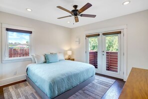 3 soveværelser, skrivebord, strygejern/strygebræt, weekendseng