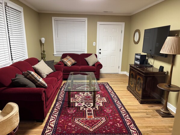 Smart TV, DVD player, video library, stereo