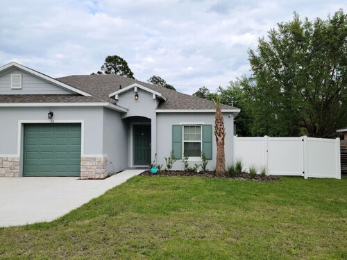 Close to beaches with miles of bike and walking paths