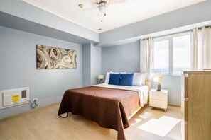 2 chambres, fer et planche à repasser, lit parapluie, Wi-Fi gratuit