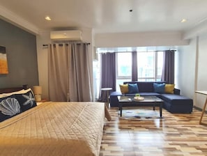 3 bedrooms, iron/ironing board, travel crib, free WiFi
