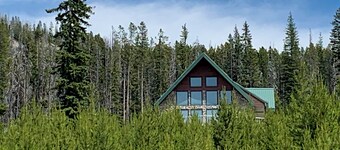 Large mountain home with stunning views of Georgetown Lake and Pintler Range