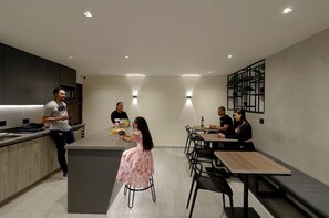 Dining - Casa Indigo, Laureles Estadio/jacuzzi/estación Metro (Medellin)