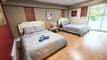 7 bedrooms, free WiFi, bed sheets, wheelchair access