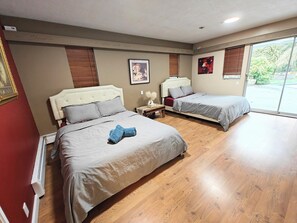 7 bedrooms, free WiFi, bed sheets, wheelchair access