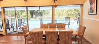 Rustic Family Farm House with Pool River, Sauna & More