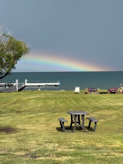 Gran's Cabin on Flathead Lake - Flo's