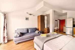 1 bedroom, WiFi
