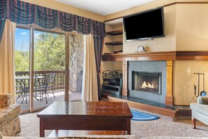 Smart-TV, Kamin, DVD-Player