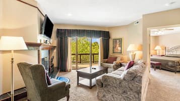 Smart TV, fireplace, DVD player