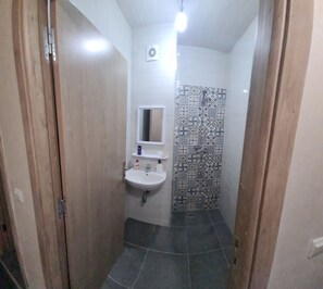 Dusche, Toilettenpapier