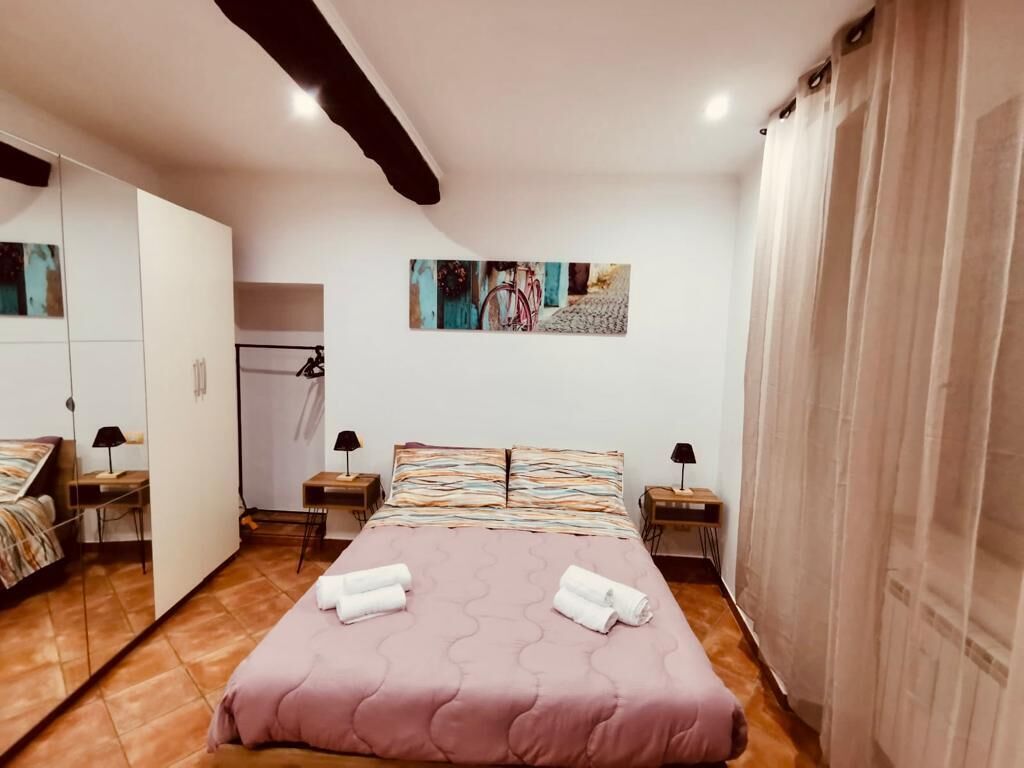 1 chambre, lit parapluie, Wi-Fi gratuit, draps fournis