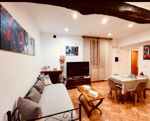 Téléviseur connecté, foyer