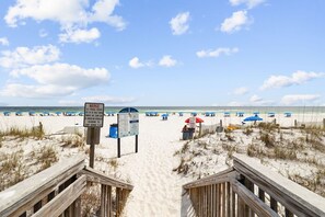 On the beach, sun-loungers, beach towels - Elegant spacious, beachfront w/ large lanai, 2BR w/ beach service (Fort Walton Beach)