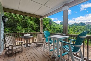 Outdoor dining - CC309A Knot Stress-inn *Pool/Lazy River/Splash Pad (Kill Devil Hills)