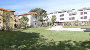 Property grounds - Holiday apartment mit Klimaanlage und Balkon (Lignano Sabbiadoro)